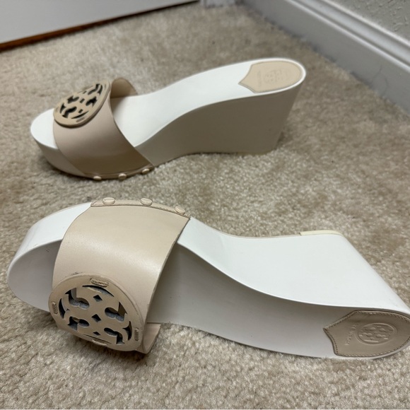 Tory Burch slip on wedges - Picture 3 of 4